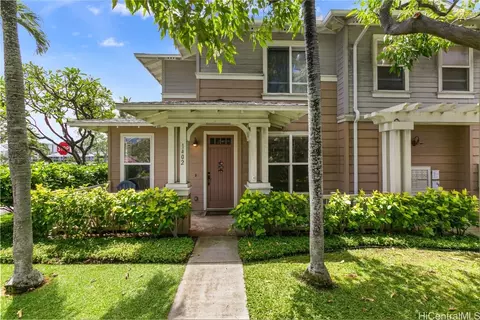 520 Lunalilo Home Rd #V1402, Honolulu, HI 96825