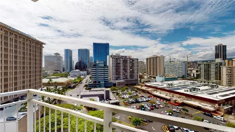 1655 Makaloa Sts #1303, Honolulu, HI 96814