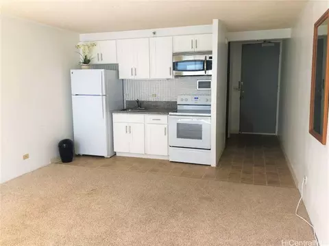 364 Seaside Ave #405, Honolulu, HI 96815