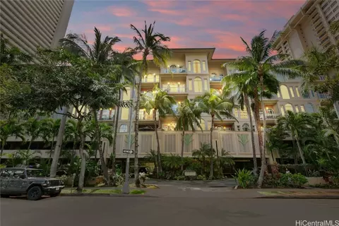 427 Launiu St #508, Honolulu, HI 96815