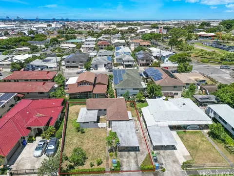 1445 Gregory St, Honolulu, HI 96817