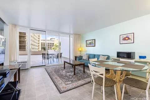 201 Ohua Ave #T1-608, Honolulu, HI 96815