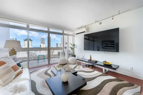 500 University Ave #2212, Honolulu, HI 96826
