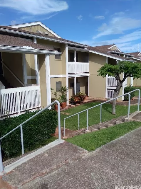 94-615 Kahakea St #7H, Waipahu, HI 96797