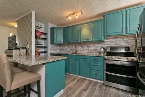 3230 Ala Ilima St #302, Honolulu, HI 96818