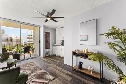 249 Kapili St #704, Honolulu, HI 96815