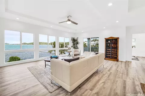 45-075 Waikalua Rd #W, Kaneohe, HI 96744