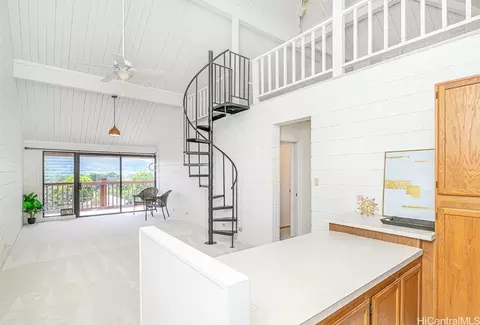 46-001 Puulena St #305, Kaneohe, HI 96744
