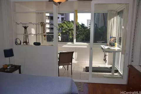 425 Ena Rd #401A, Honolulu, HI 96815