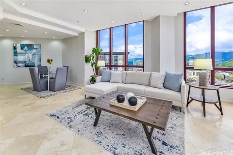 725 Kapiolani Blvd #PH3704, Honolulu, HI 96813