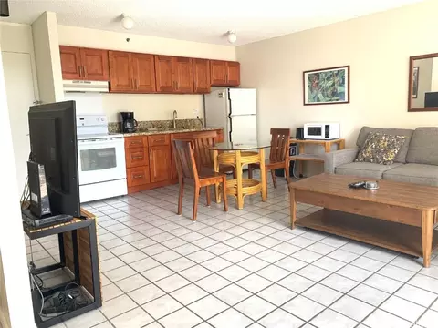 201 Ohua Ave #1607, Honolulu, HI 96815