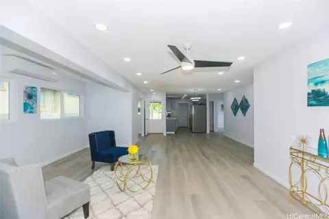 94-123 Kaaholo Pl, Waipahu, HI 96797