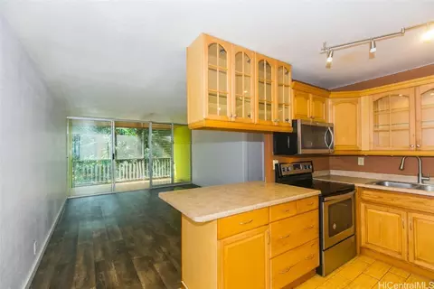 95-269 Waikalani Dr #C403, Mililani, HI 96789