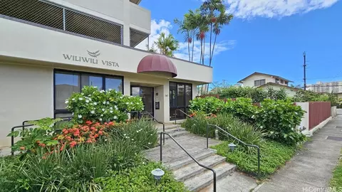 747 Wiliwili St #804, Honolulu, HI 96826