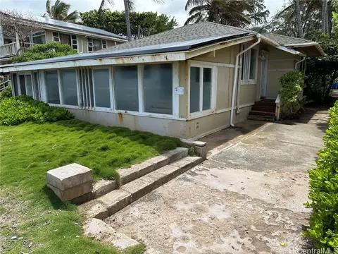 54-229 A Kamehameha Hwy, Hauula, HI 96717