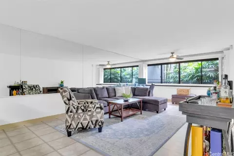 55 S Kukui St #D301, Honolulu, HI 96813