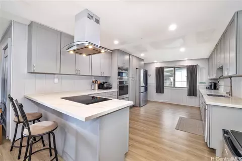 45-530 Loihi St, Kaneohe, HI 96744