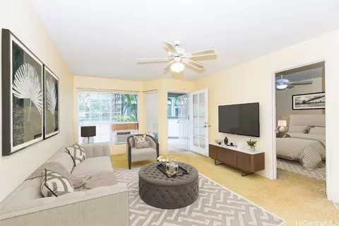 372 Mananai Pl #B, Honolulu, HI 96818