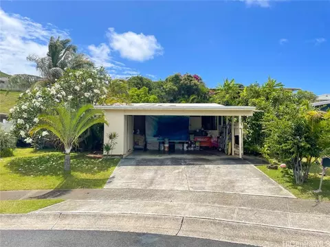 437 Lanipuao St, Honolulu, HI 96825