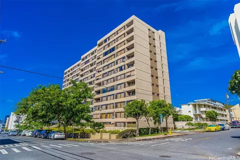 1251 Heulu St #606, Honolulu, HI 96822