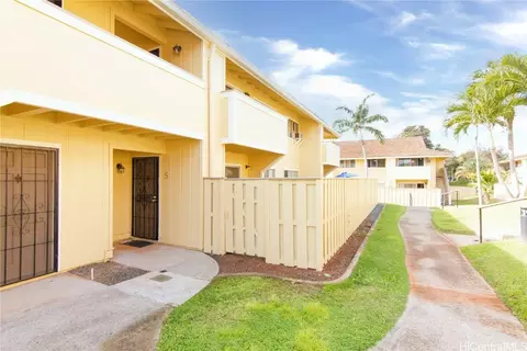 94-1016 Kaukahi Pl #J5, Waipahu, HI 96797