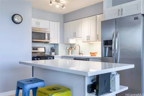 1571 Piikoi St #504, Honolulu, HI 96822