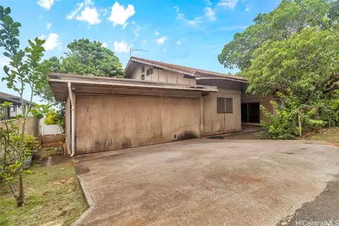 3856 Maunaloa Ave, Honolulu, HI 96816