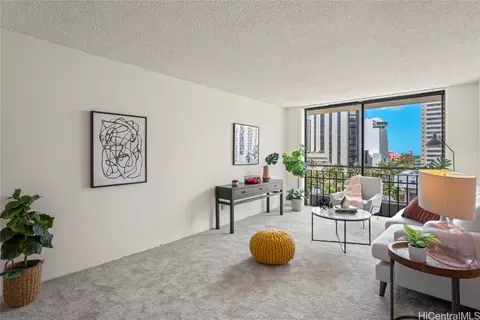 440 Seaside Ave #906, Honolulu, HI 96815