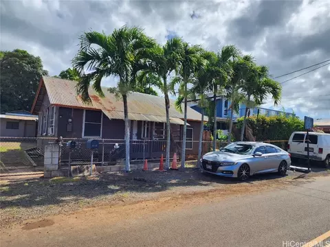 67-174 Kuhi St, Waialua, HI 96791