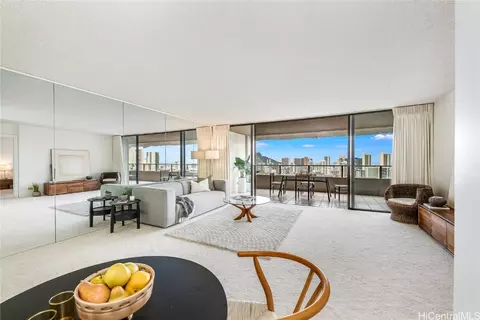 581 Kamoku St #3104, Honolulu, HI 96826