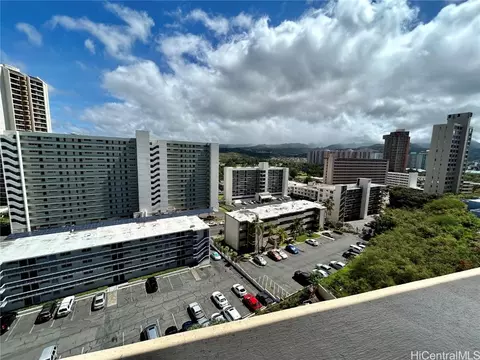 801 Ala Nioi Pl #1104, Honolulu, HI 96818