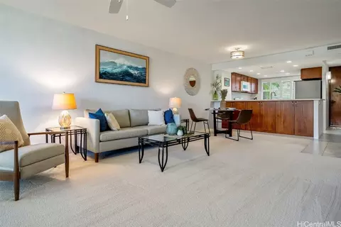 500 Lunalilo Home Rd #25D, Honolulu, HI 96825