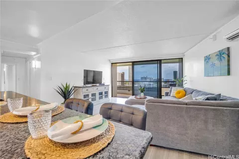 2333 Kapiolani Blvd #1614, Honolulu, HI 96826