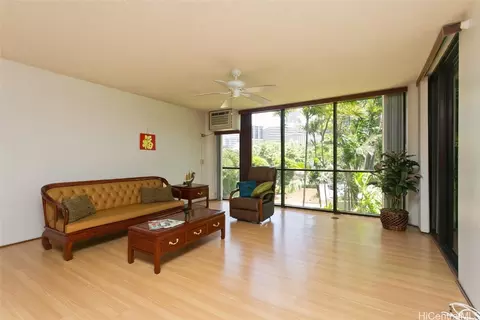 60 N Beretania St #301, Honolulu, HI 96817