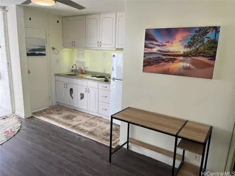 249 Kapili St #404, Honolulu, HI 96815