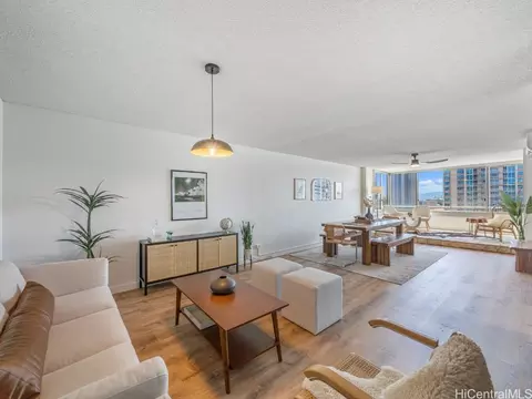 920 Ward Ave #14G, Honolulu, HI 96814