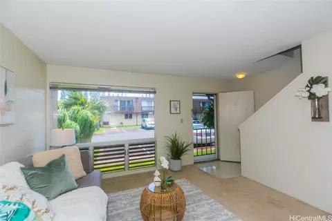 98-291 Ualo St #U10, Aiea, HI 96701