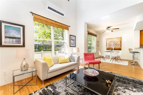 520 Lunalilo Home Rd #V4406, Honolulu, HI 96825