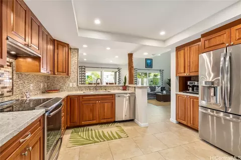 549 Keolu Dr #A, Kailua, HI 96734
