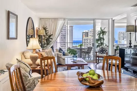 469 Ena Rd #2010, Honolulu, HI 96815