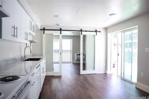 803 Waimanu St #506, Honolulu, HI 96813