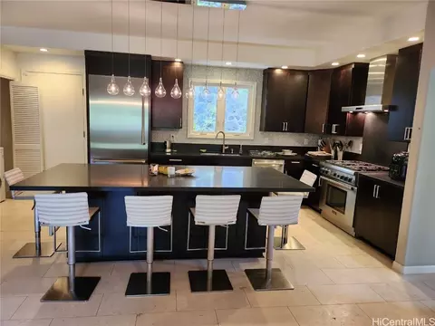 2115 Round Top Dr, Honolulu, HI 96822
