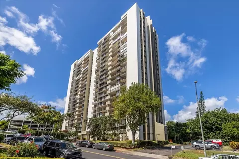 98-500 Koauka Loop #8A, Aiea, HI 96701