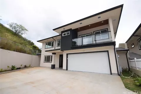 418 Halemaumau St # B, Honolulu, HI 96821