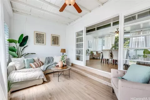 746 Oneawa St, Kailua, HI 96734