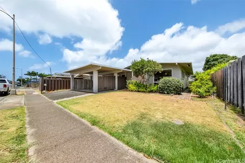 450 Kekupua St, Honolulu, HI 96825