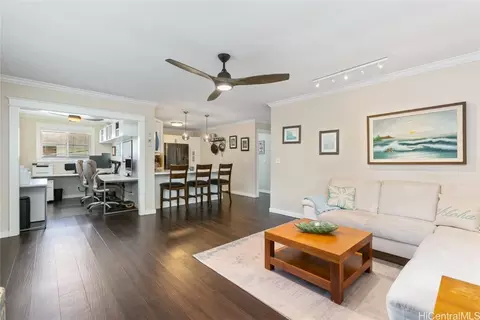 68-077 Akule St #B, Waialua, HI 96791