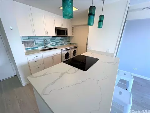 2333 Kapiolani Blvd #3102, Honolulu, HI 96826
