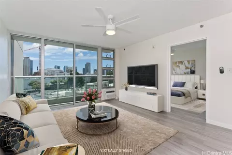 1448 Young St #605, Honolulu, HI 96814
