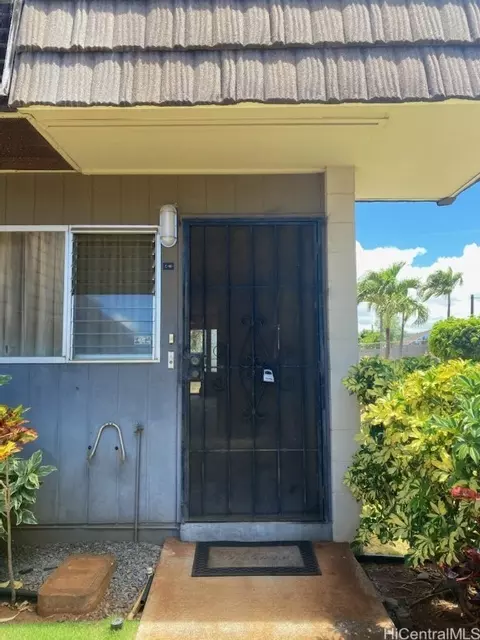 4280 Salt Lake Blvd #A14, Honolulu, HI 96818